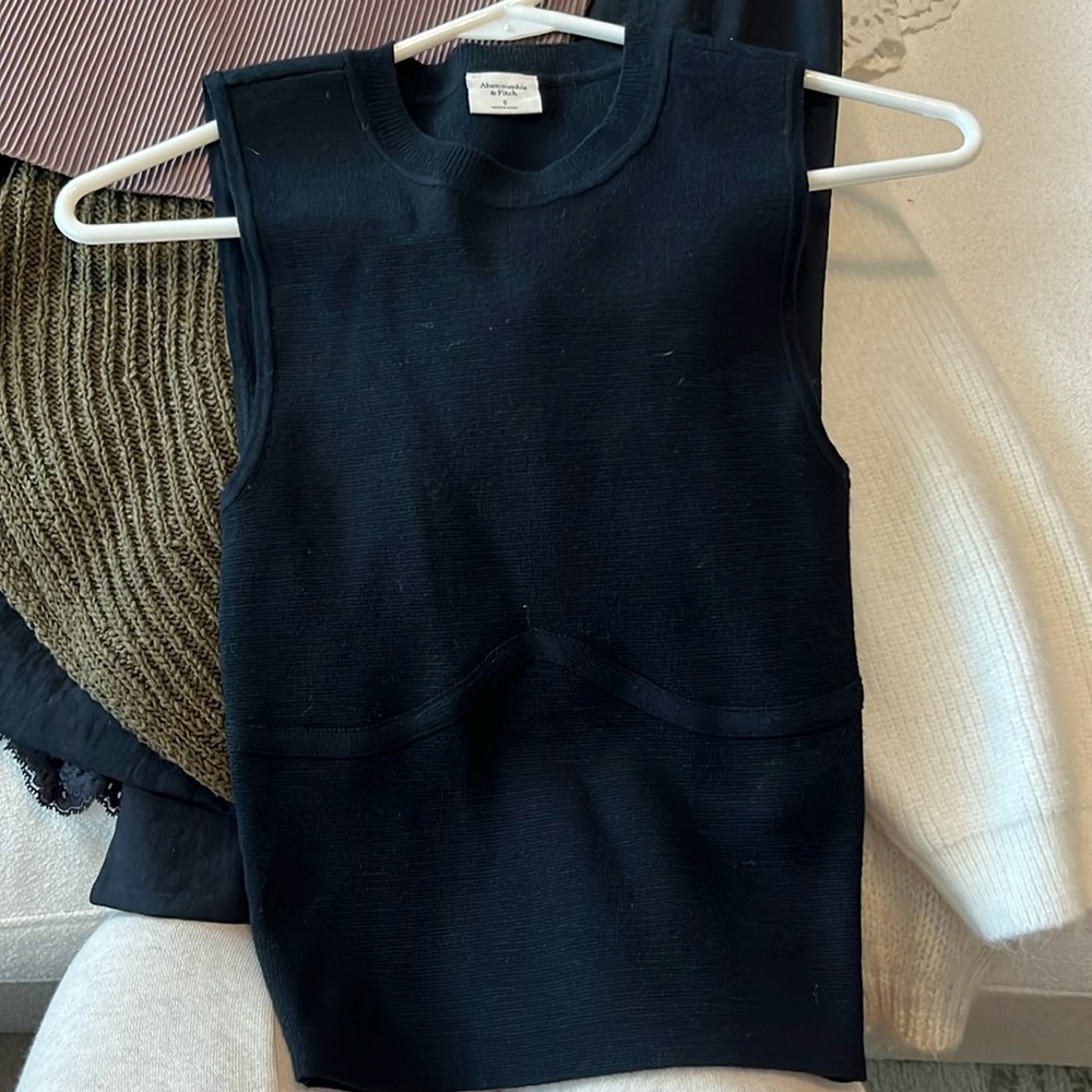 Abercrombie knit top